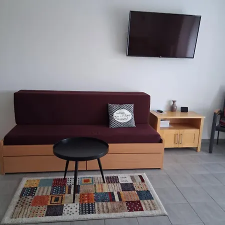 10 Lipno 511 ليبنو ناد فلتافو